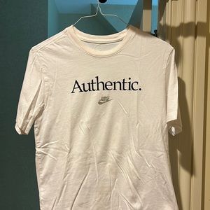 Nike tee